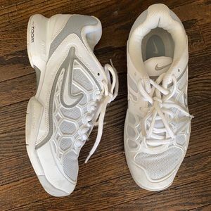 Nike Zoom Tennis Sneaker
